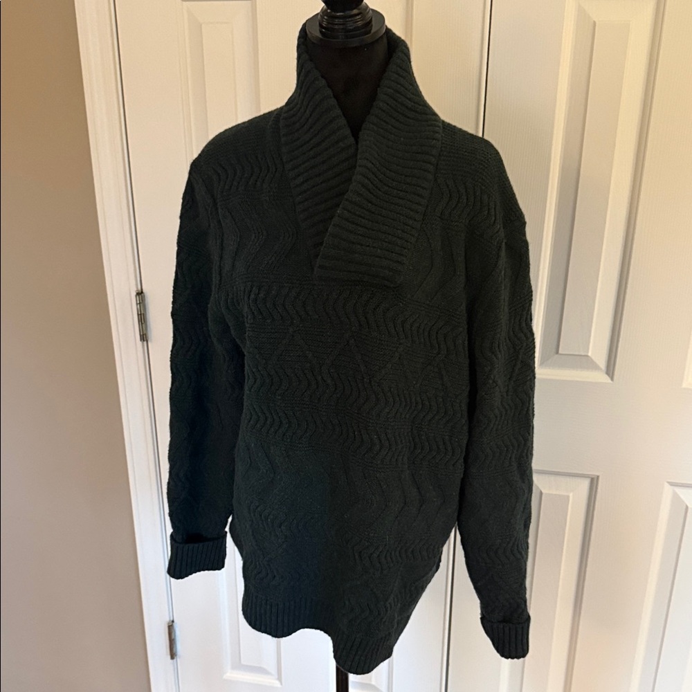Banana Republic Men's Dark Green shawl collar Sweater